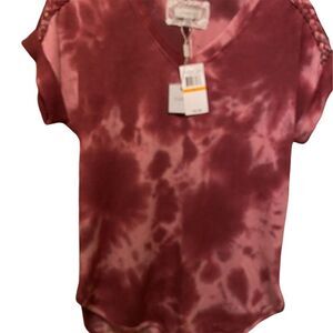 Old Navy Women's M Burgundy Tie-Dye V-Neck T-Shirt Braided Sleeves